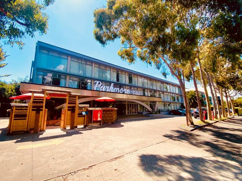 Vibe Hotel Carlton