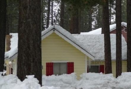 Goldmine Lodge & Black Bear Cottages