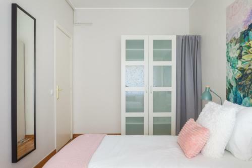Bcn Whynot Fira Apartments