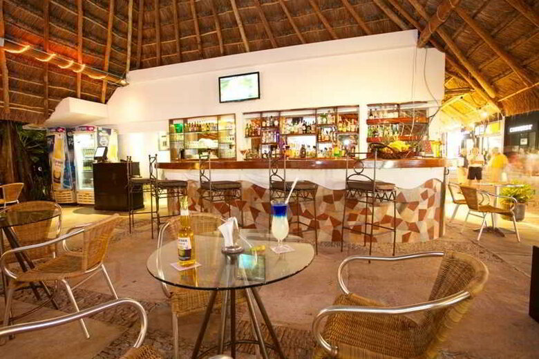 Tukan Hotel & Beach Club