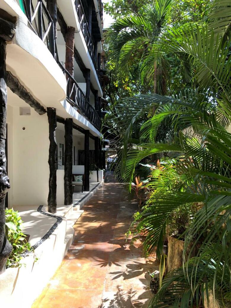 Siesta Fiesta Hotel