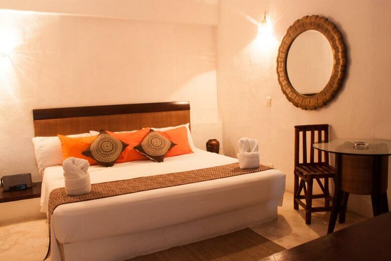 Siesta Fiesta Hotel