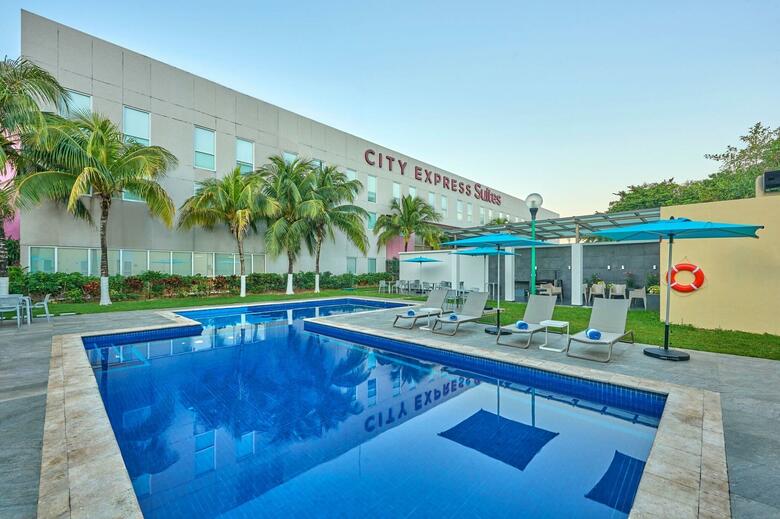 Hotel City Express Playa Del Carmen