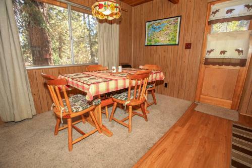 Alpine Haus By Big Bear Cool Cabins