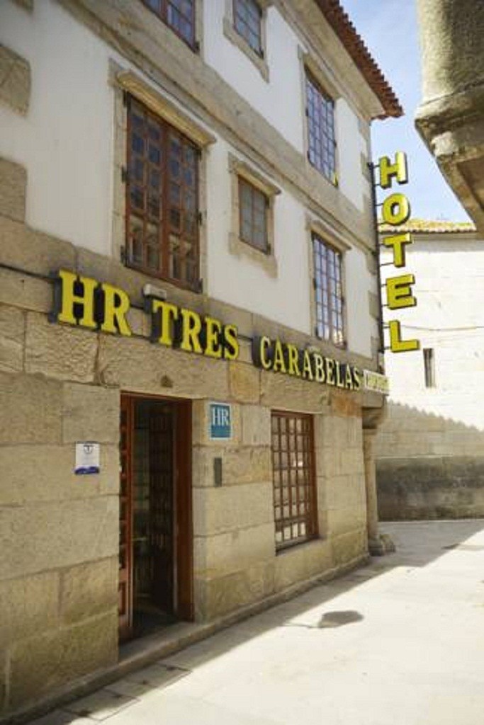 Hotel Tres Carabelas