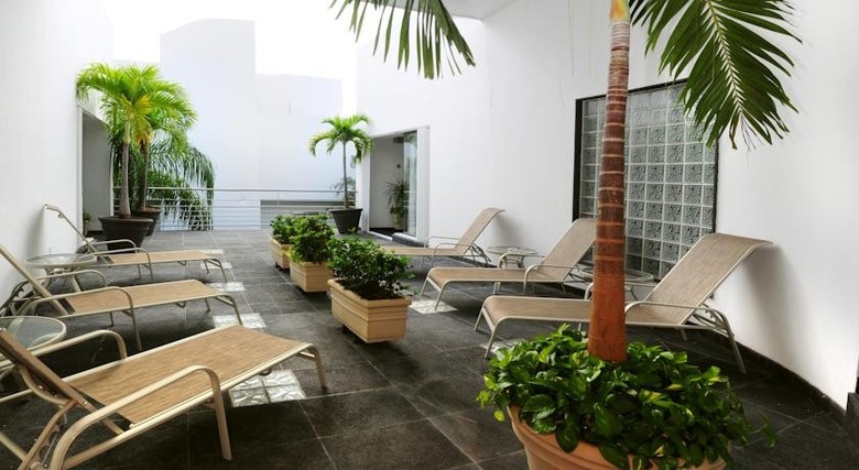 Apartamento Dangelos Luxury Condos