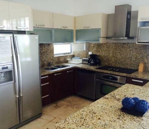 Beautiful Apartment In Playa Del Carmen
