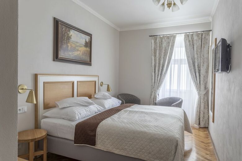 Hotel U Zlatych Nuzek
