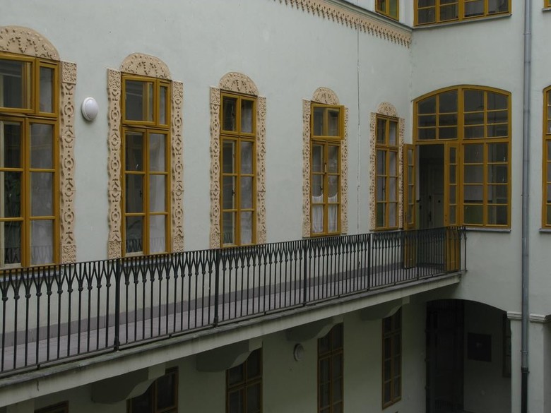 Old Town Apartment Caroli