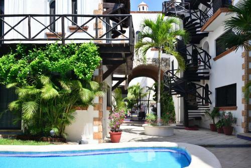 Hacienda San Jose Apartments