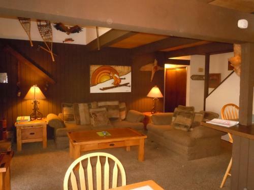 Two-bedroom Standard Unit #60 By Escape For All Seasons
