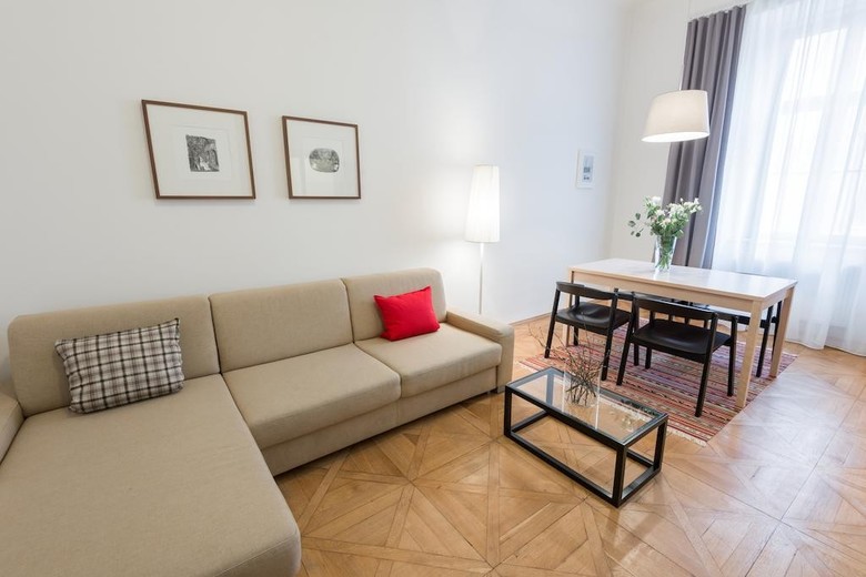 Vladislav City Centre Apartments