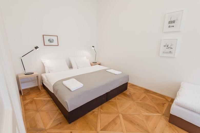 Vladislav City Centre Apartments