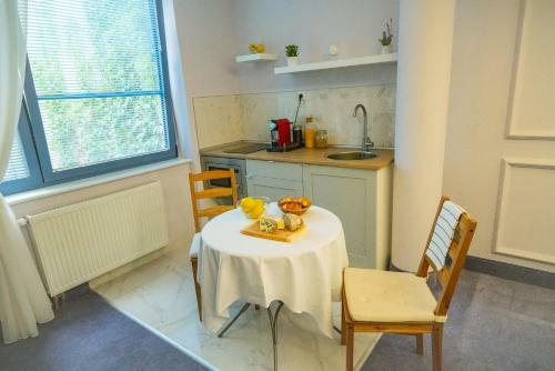Aparthotel Apartments Almandine