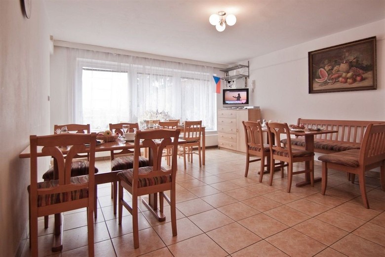 Hostal Pension Nika