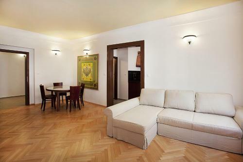 Apartamentos Residence Thunovska