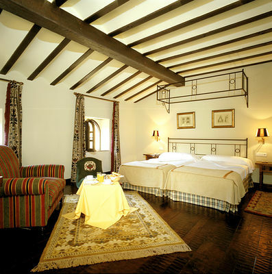 Hotel Santillana