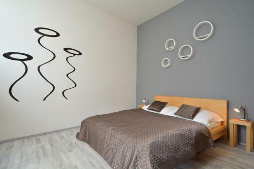 Navratilova Apartments
