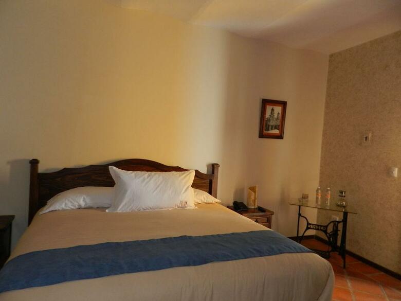 Al Otro Lado Del Rio Hotel