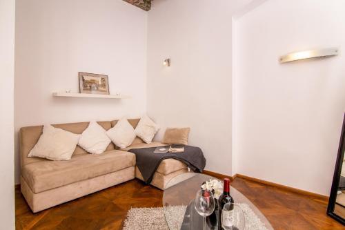 Aparthotel & Spa Carolline