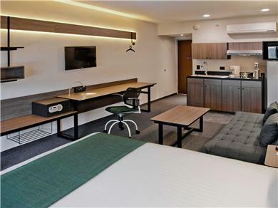 Hotel City Express Suites Puebla Finsa