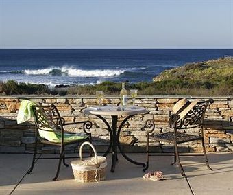 Hotel Fireside Inn On Moonstone Beach