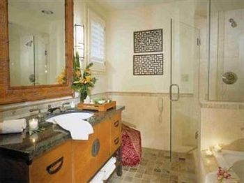Hotel Tradewinds Carmel