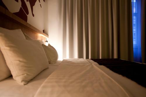Hotel Dahlia Inn