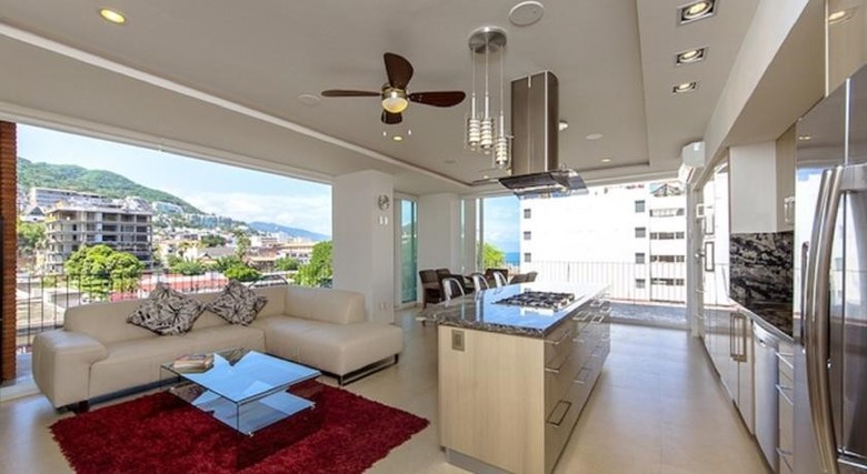 Apartamentos Luxury Puerto Vallarta Condo Romantic Zone