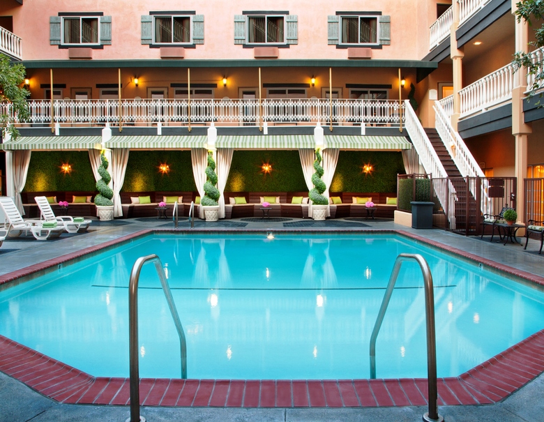 Ayres Hotel & Suites Costa Mesa/newport Beach