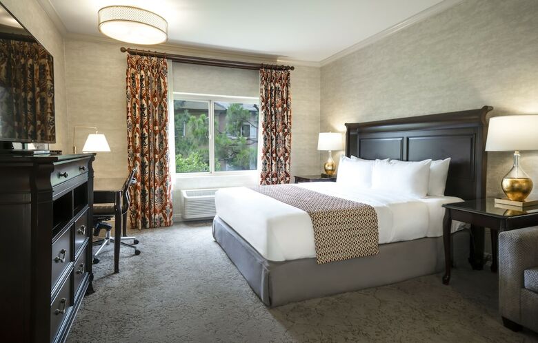 Ayres Hotel & Suites Costa Mesa/newport Beach