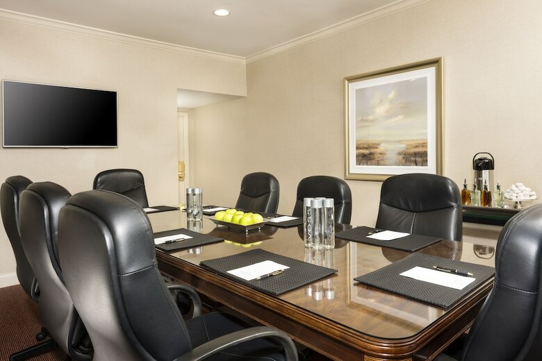 Ayres Hotel & Suites Costa Mesa/newport Beach