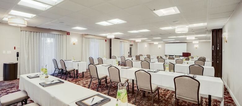 Ayres Hotel & Suites Costa Mesa/newport Beach
