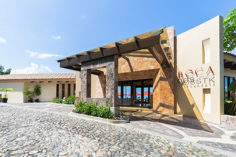 Hotel Garza Blanca Residences