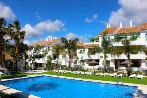 Apartamentos Pueblo El Goleto Aptos.