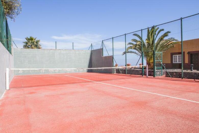 Apartamentos Bre�as Garden
