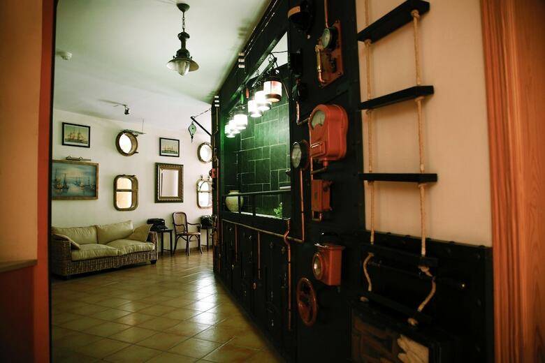 Hotel Ele Santa Barbara