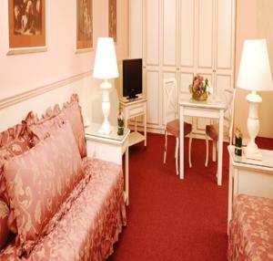 Mallia Residence Hotel