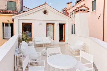 Doni Hotel