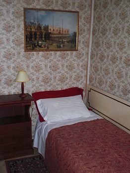 Doni Hotel