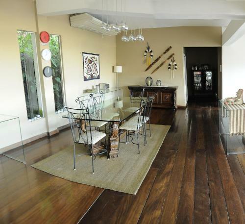 Hostal Altos De Santa Teresa Guest House