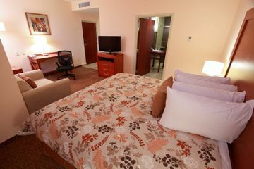 Hotel Staybridge Suites Queretaro