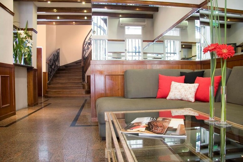 Hotel Petit Recoleta Suites