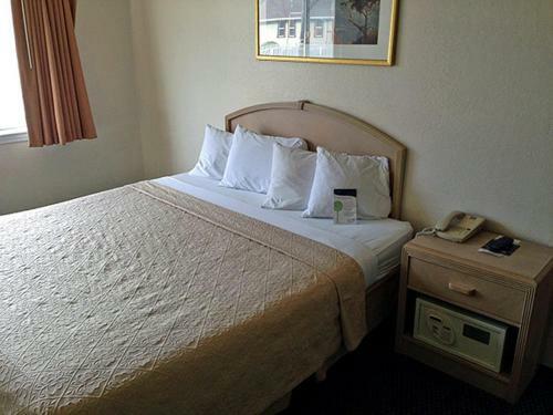 Motel 6 Fort Bragg