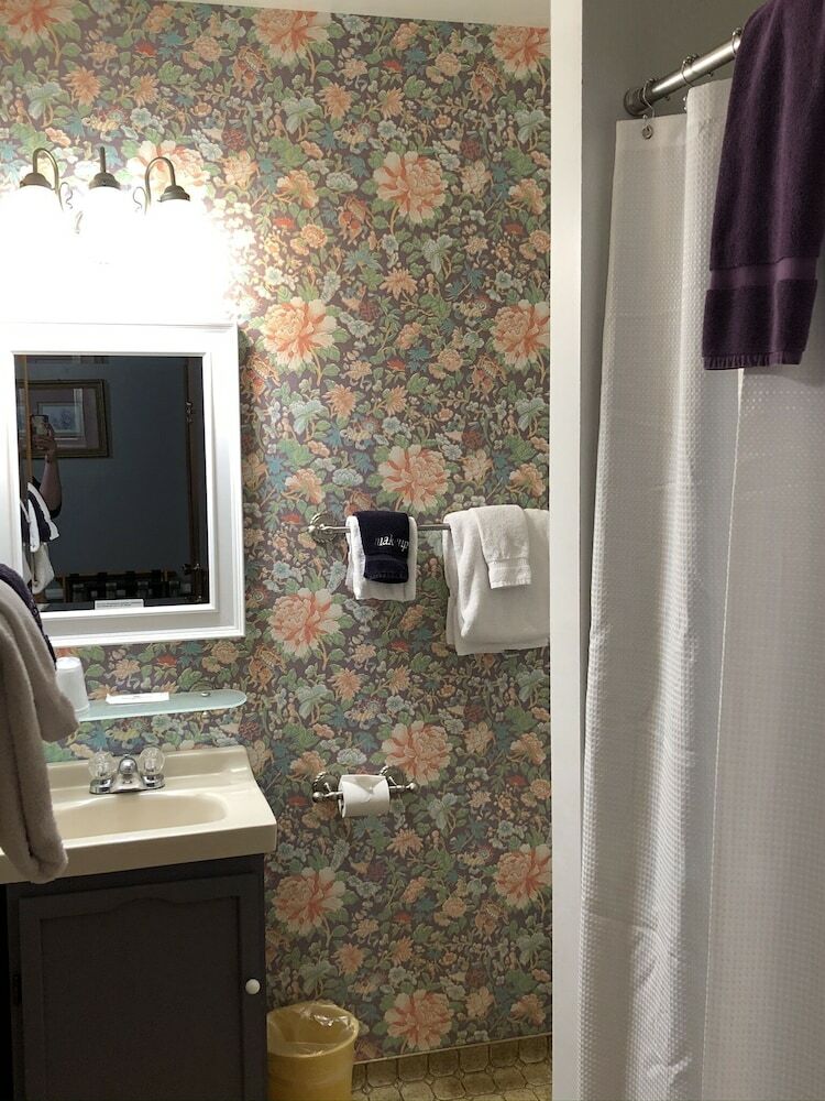 Country Inn Bed And Breakfast