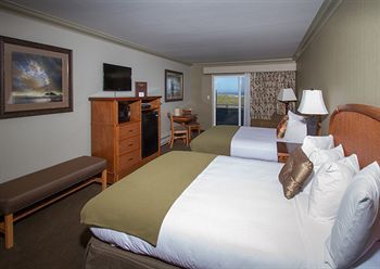 Hotel Surf And Sand Lodge