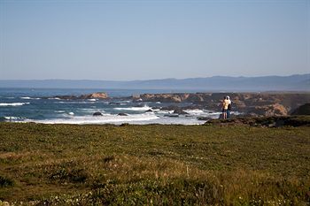 Hotel Surf And Sand Lodge