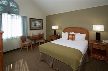 Hotel Surf And Sand Lodge