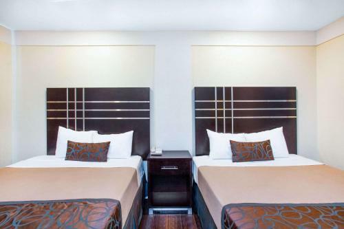 Motel Travelodge Highway 41