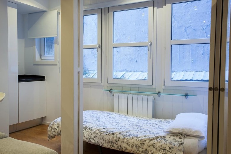 Baps Apartments